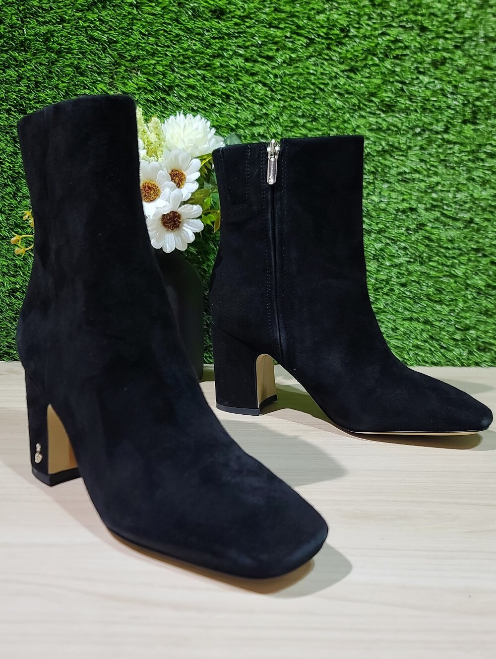 Sam Edelman Fawn Ankle Bootie - Black / US Women's 6.5 New